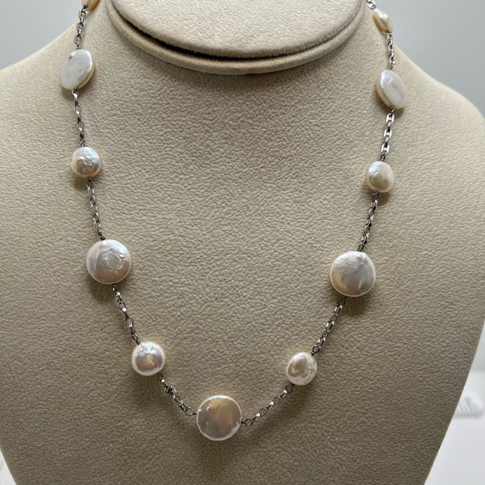 Elegant Silver and Coin Pearl Necklace